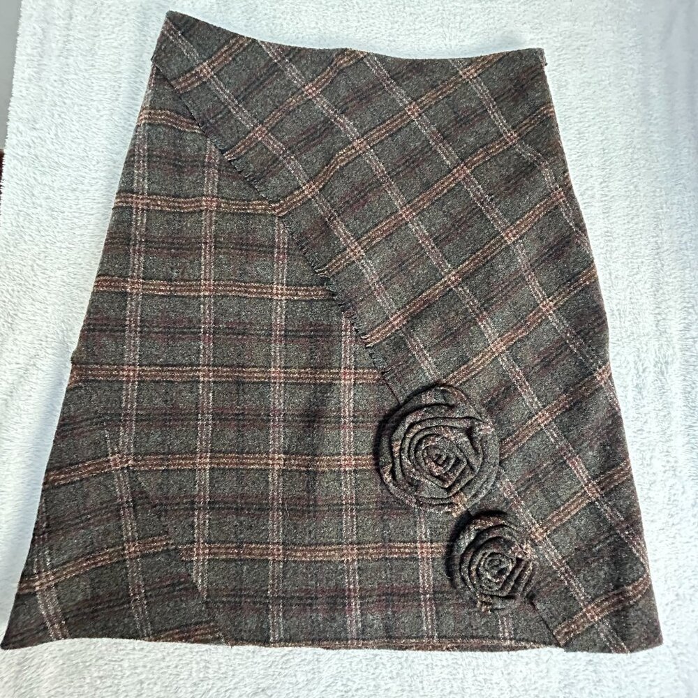 Kenzo Paris Womens Taupe Plaid Wool Blend Skirt Size 40 Flower Embossed Lined